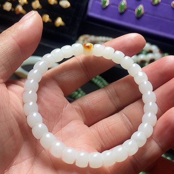 和田玉未镶嵌戒指