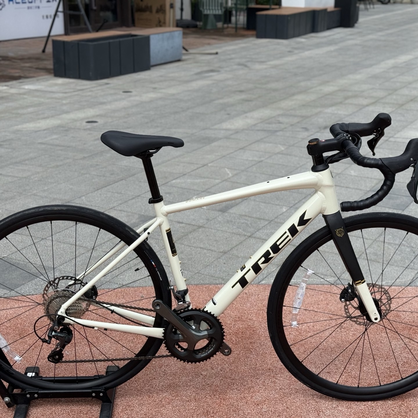 Trek domane al4综合耐力公路车尺码52适合165-175左右