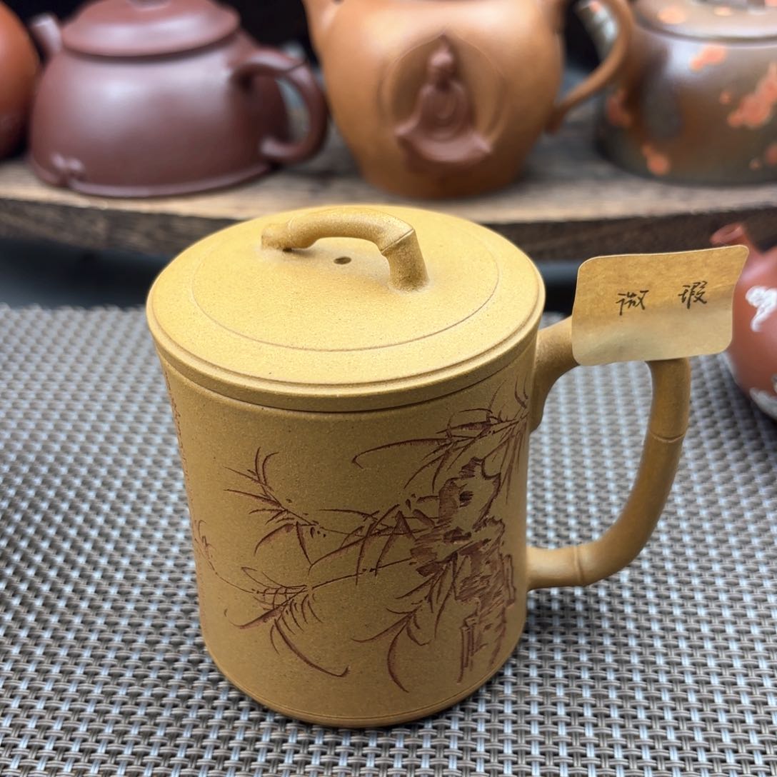 茶壶紫砂黄金段200c c