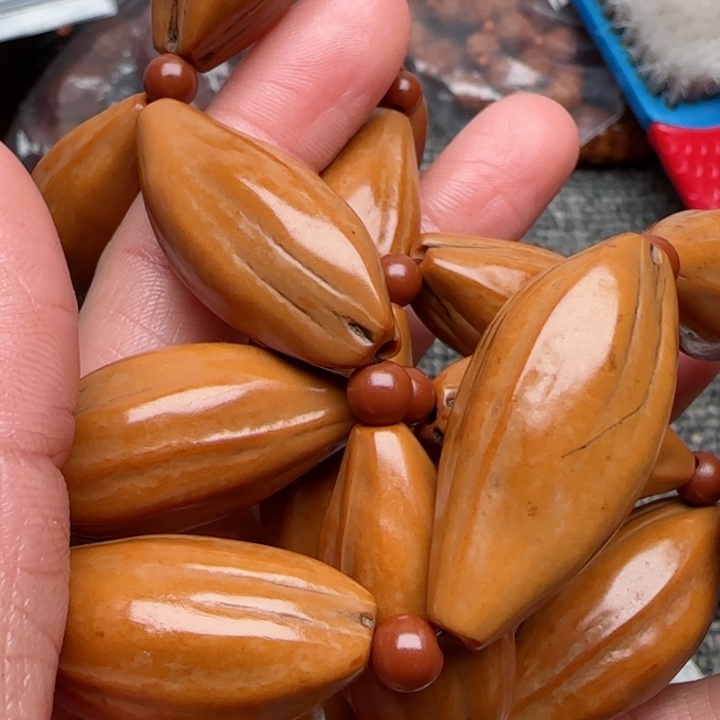 橄榄核吊坠橄榄菜洗干净切