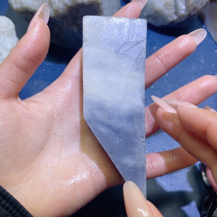 和田玉未镶嵌珠宝半成品