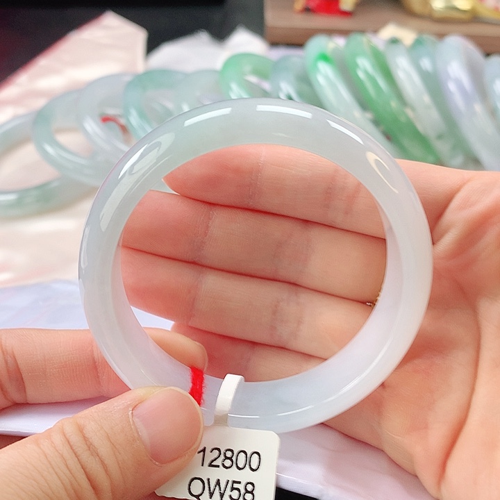 未镶嵌手镯翡翠缅甸A货翡翠手镯