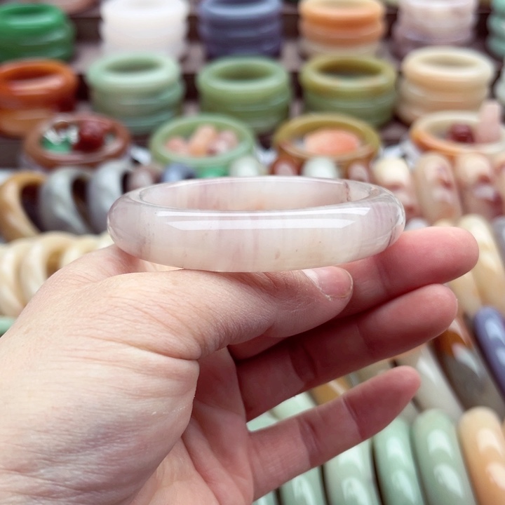 石英质玉合金手镯