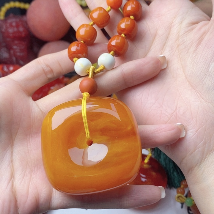 未镶嵌吊坠(不含链)蜜蜡46套装