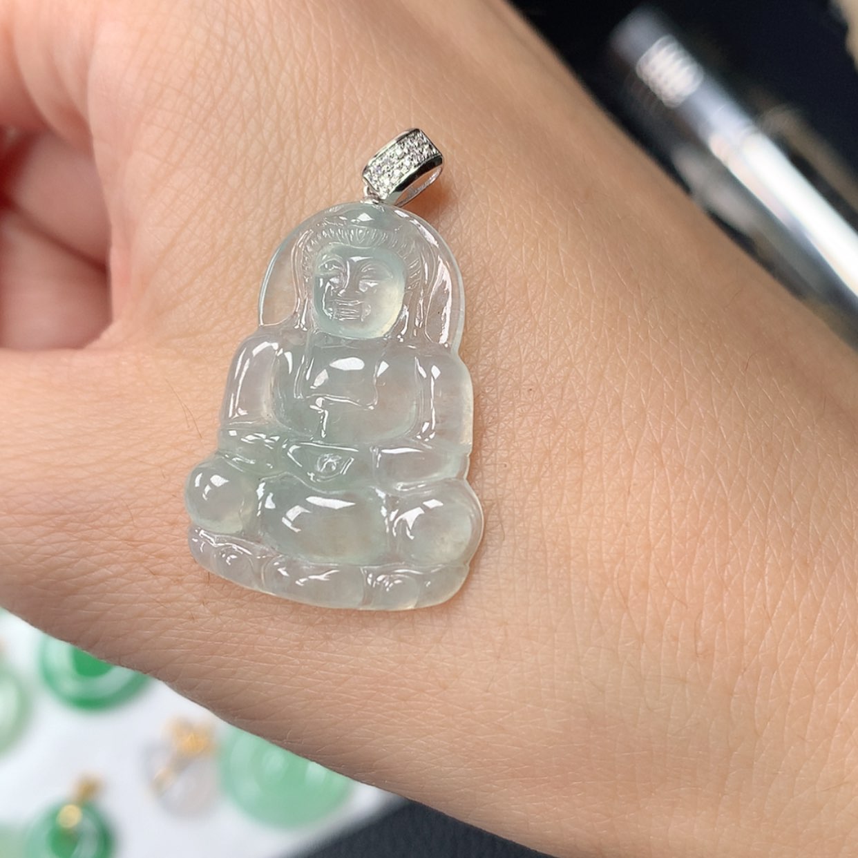 【闪购商品】翡翠18K金镶嵌吊坠(赠链)