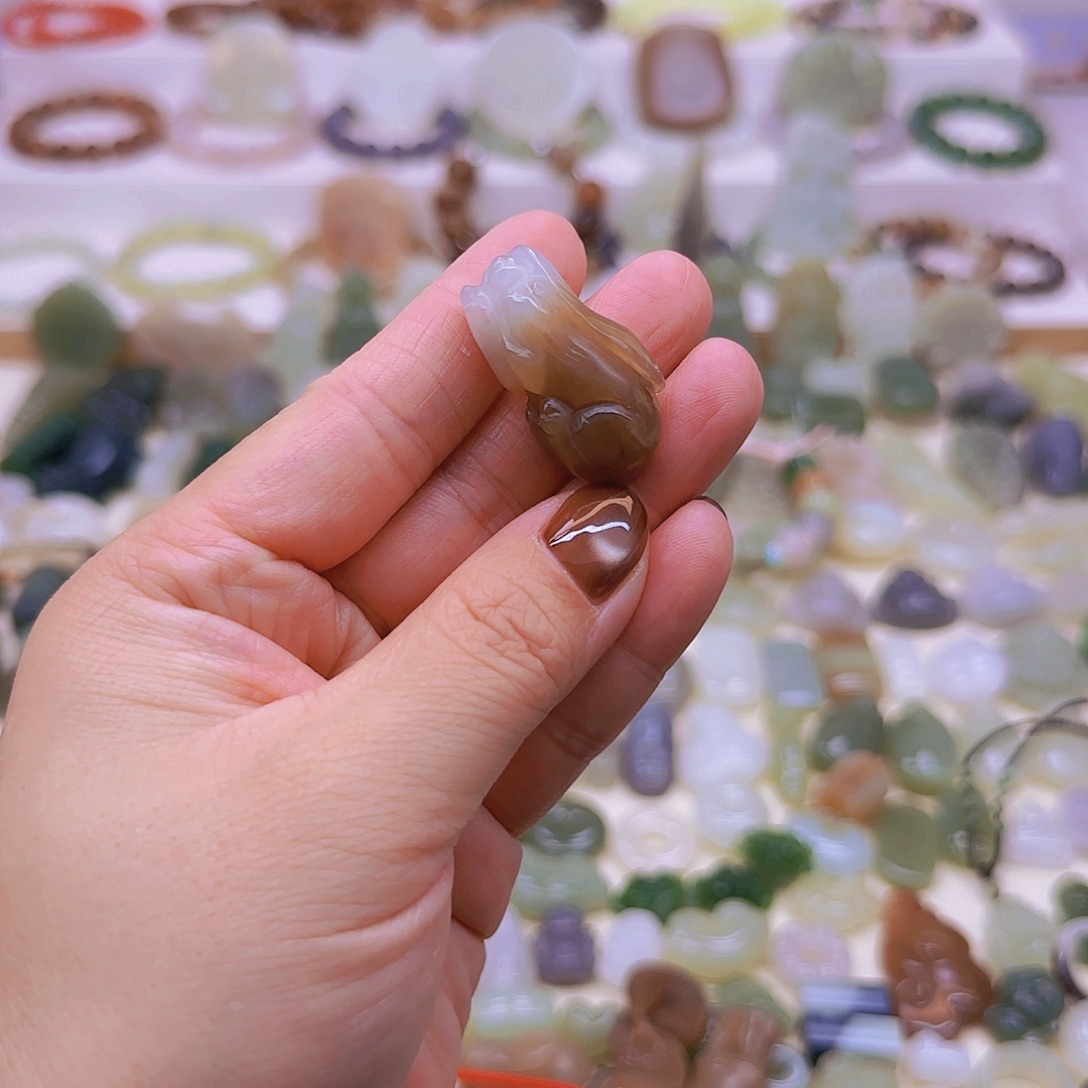 风***程和田玉未镶嵌吊坠(赠链)