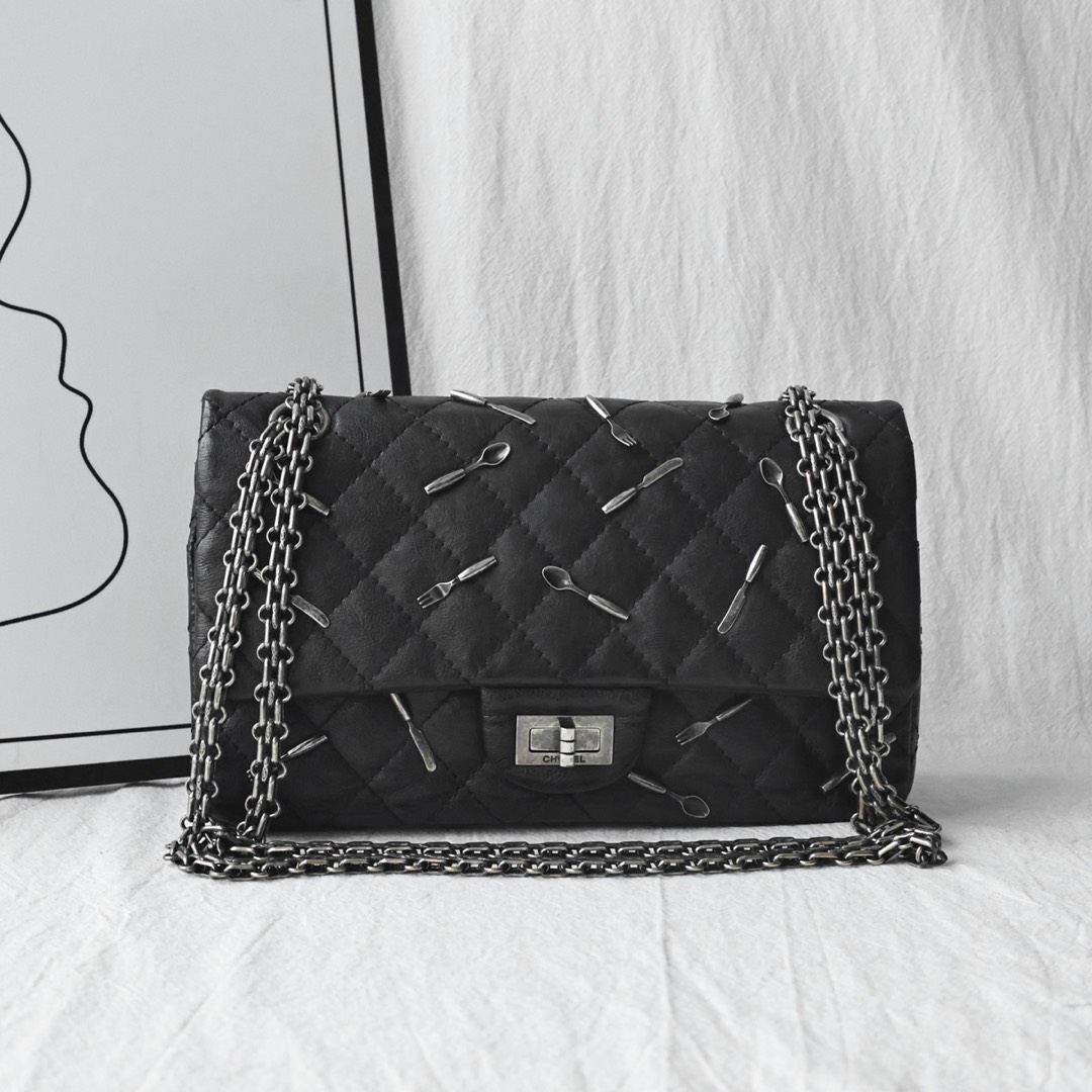 95新 Chanel/香奈儿 Chanel黑银巴黎系列限量刀叉2.55/692928320
