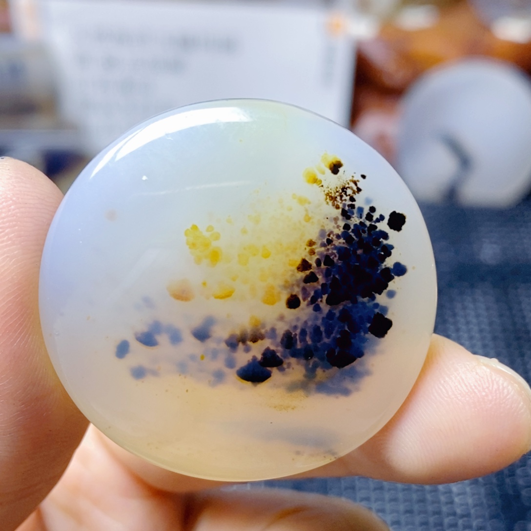 玛瑙/玉髓未镶嵌珠宝奇石