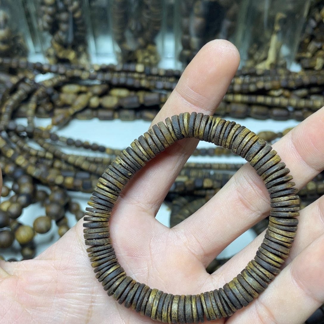 沉香沉香碎屑+0.9片片单圈10克加