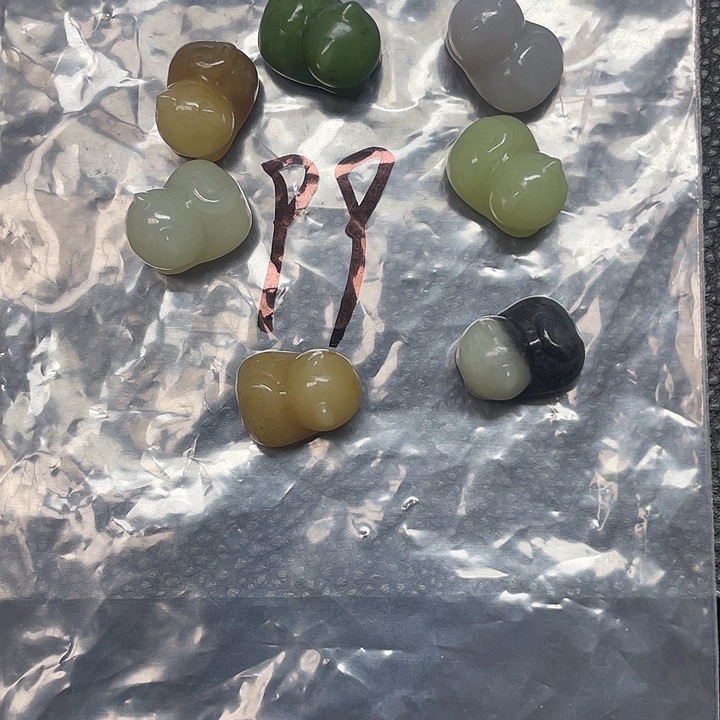 醉***k和田玉（糖玉）未镶嵌颈饰