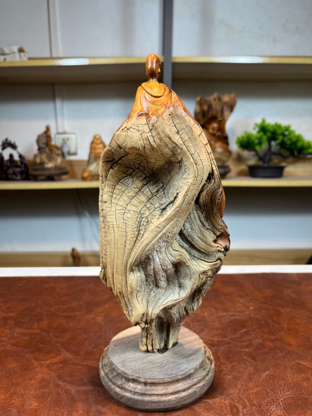 太行崖柏黑油扁根香粉料无相佛手工精雕特色摆件