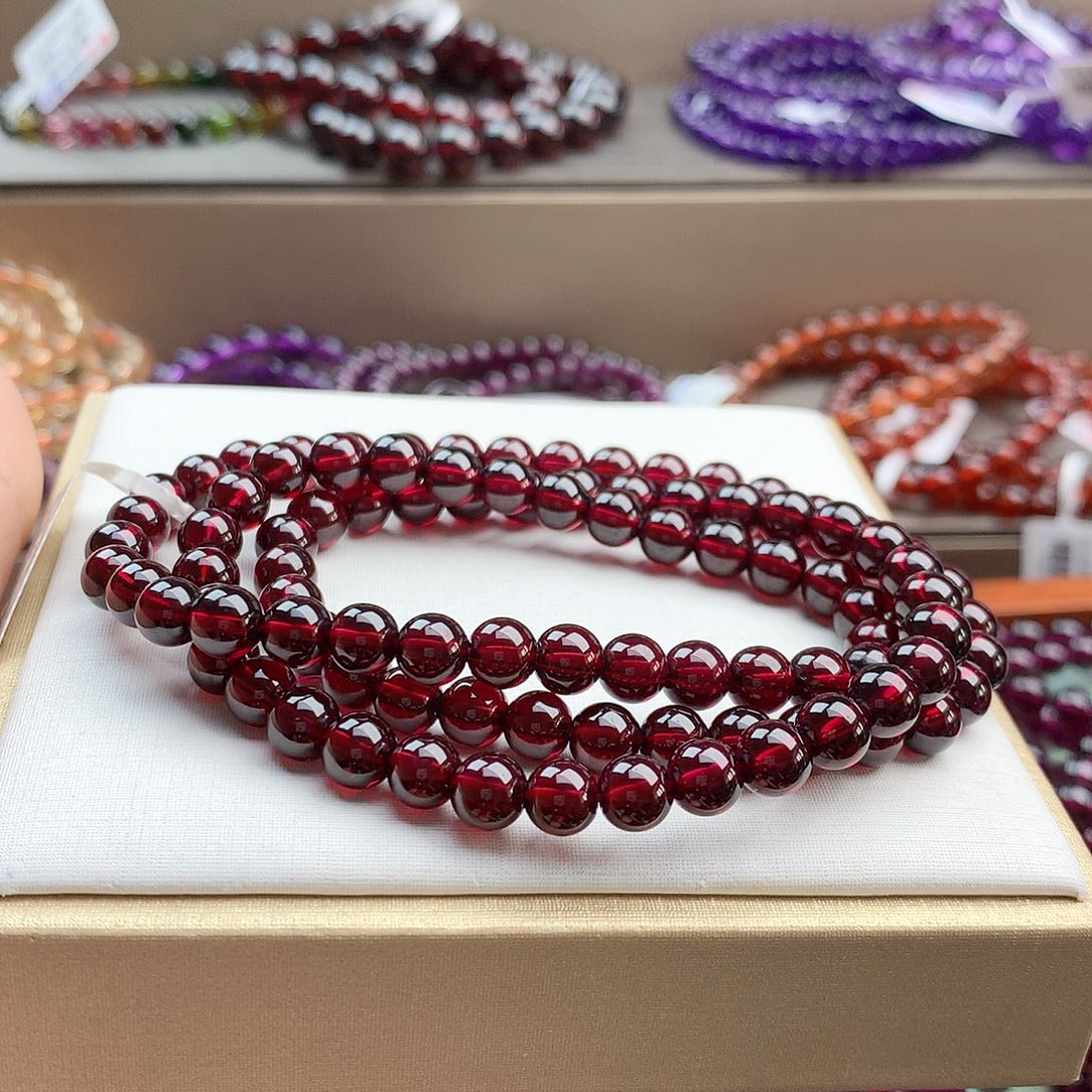 石榴石手串未镶嵌6.3