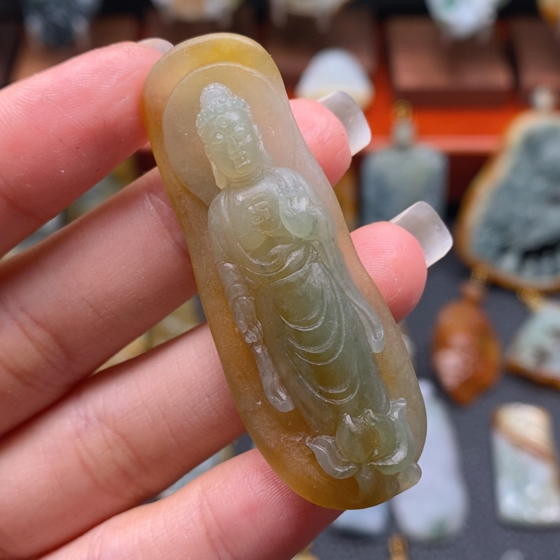 定制翡翠未镶嵌翡翠