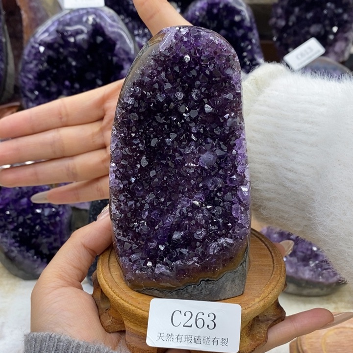 水晶大型摆件（非配饰）未镶嵌