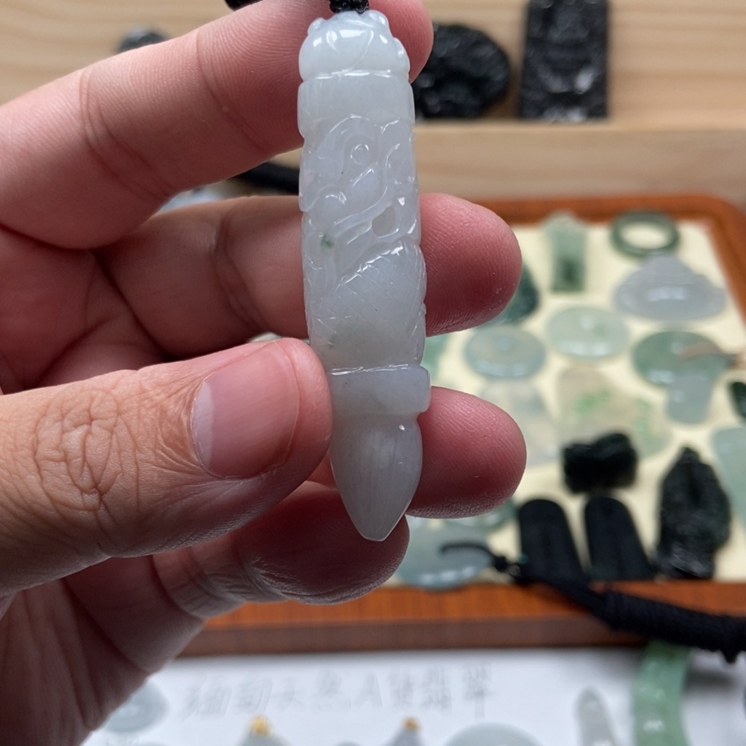 翡翠未镶嵌颈饰笔 天然缅甸ａ货翡翠男女礼物高级感