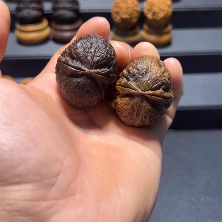把件文玩核桃B七彩娃娃脸40
