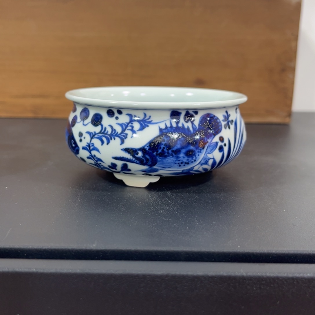 手绘仿元鱼藻香炉