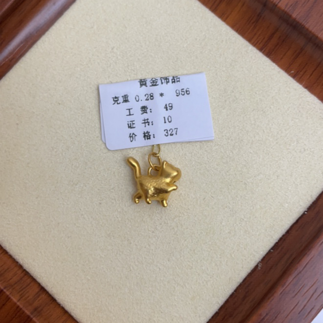 克重0.28 傲娇猫提溜 足金999