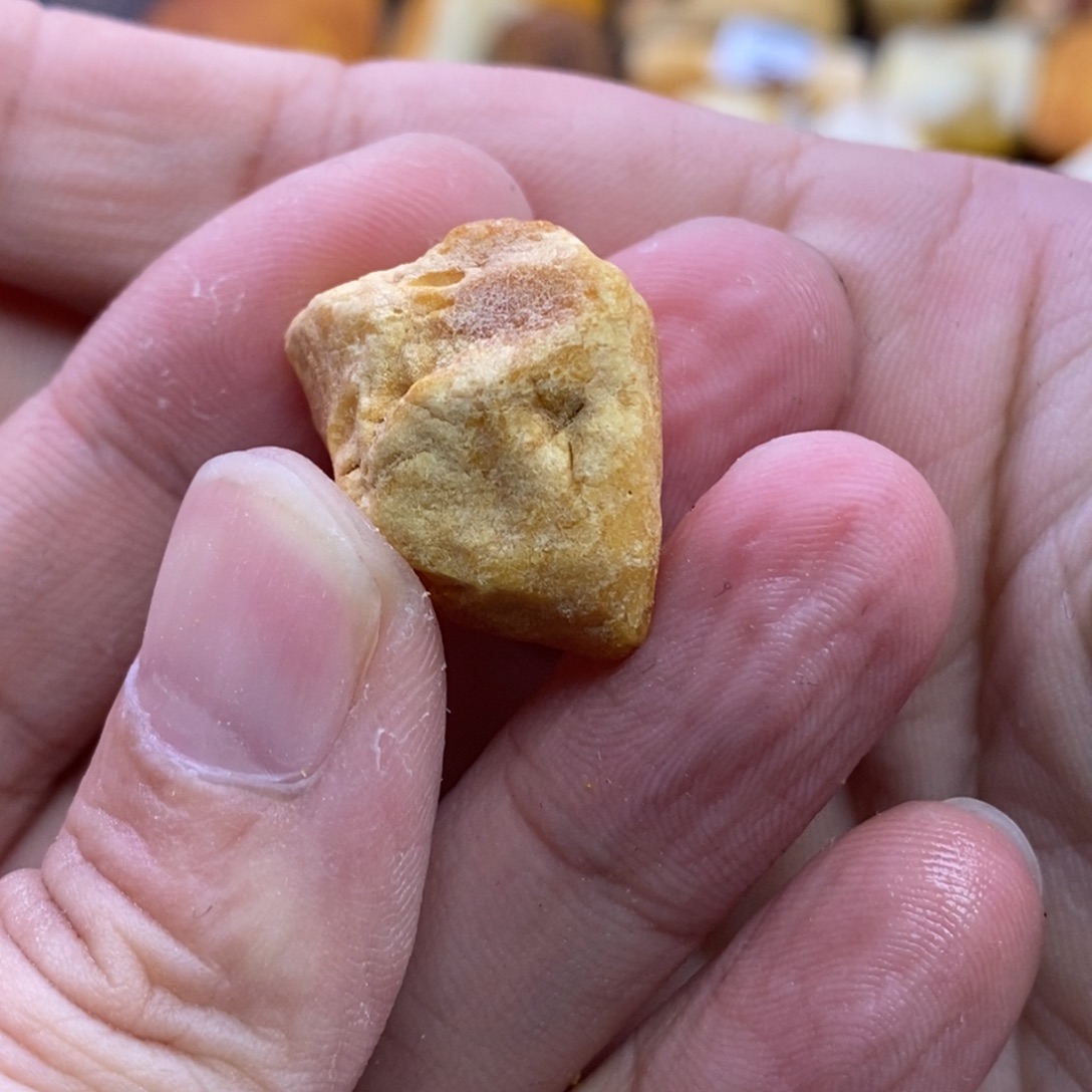 烦***杙定制琥珀未镶嵌蜜蜡