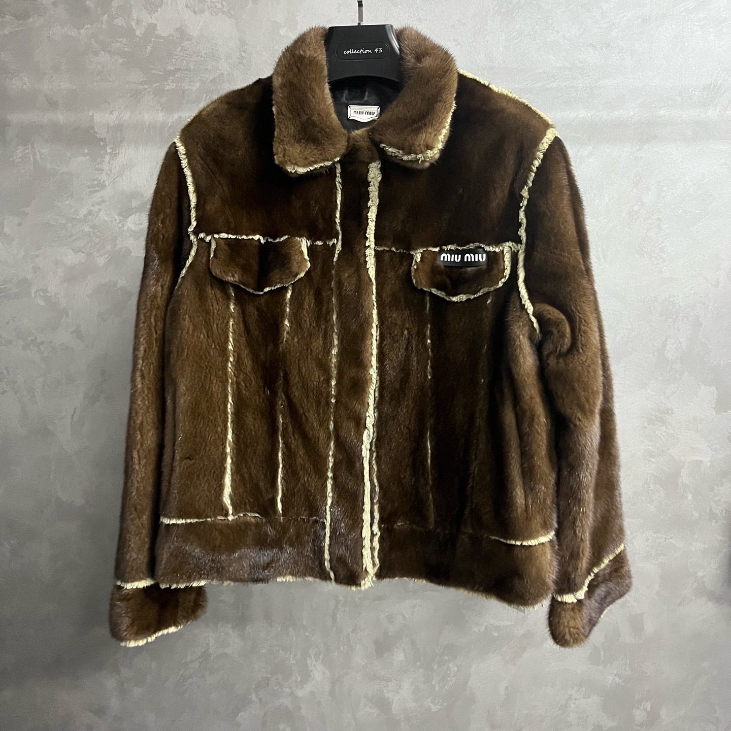 99新 MIU MIU/缪缪 棕色纯色翻领皮毛一体夹克38
