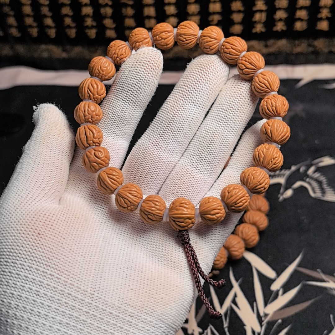 手串桃核风羽龙纹手持