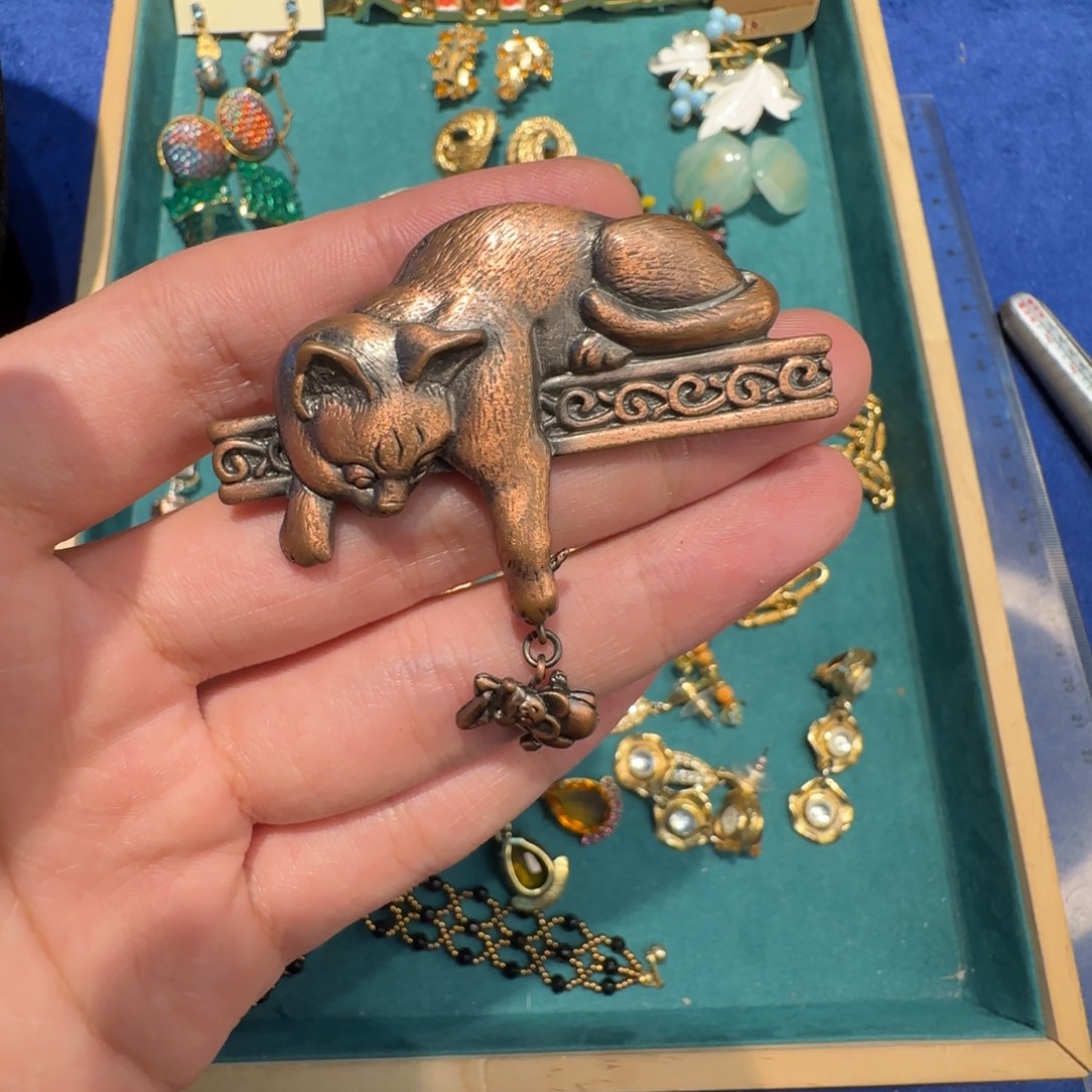 琉璃纯铜合金瑕疵