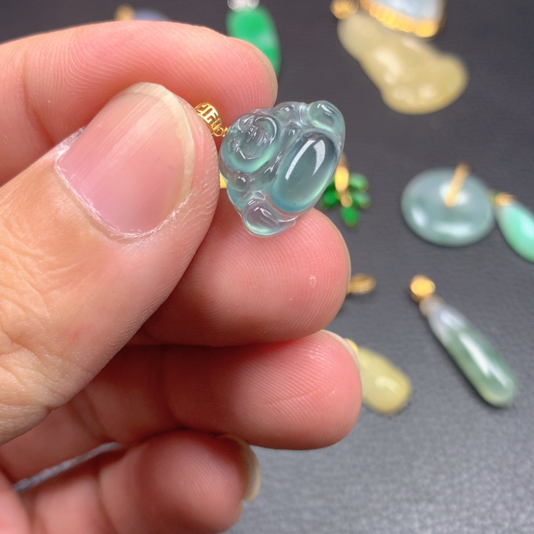 【闪购商品】翡翠18K金镶嵌颈饰翡翠