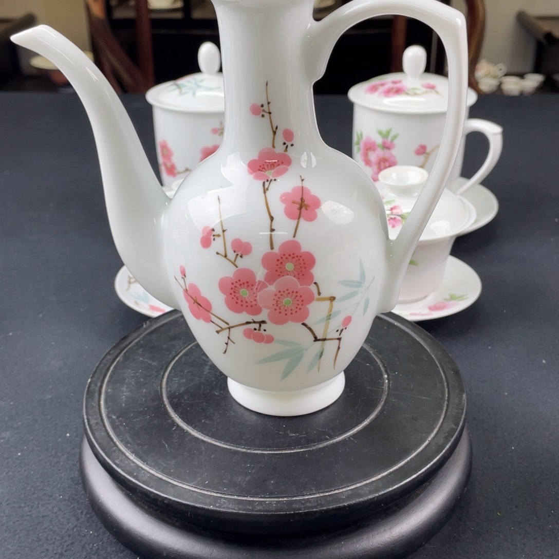 瓷片轻工业陶瓷研究所