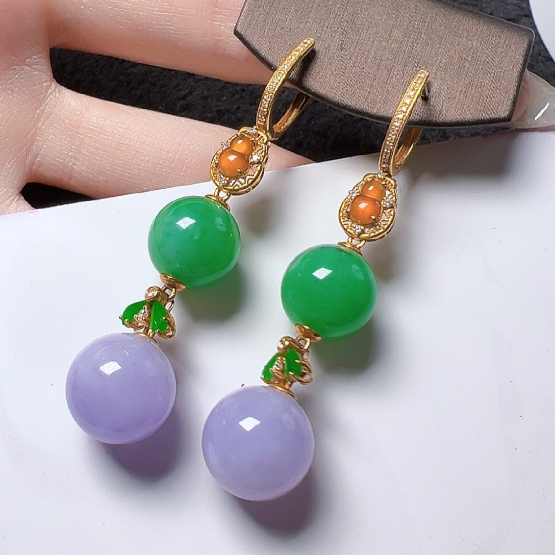 翡翠耳饰18K金镶嵌签收后24小时鉴赏期，过时不退