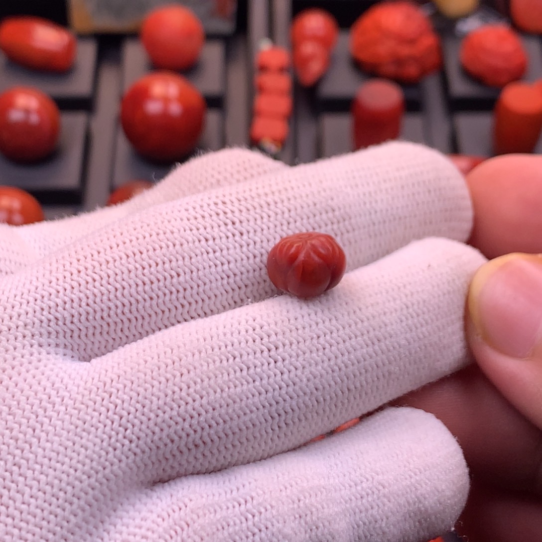 南红玛瑙未镶嵌川料原矿火焰纹柿柿如意10mm