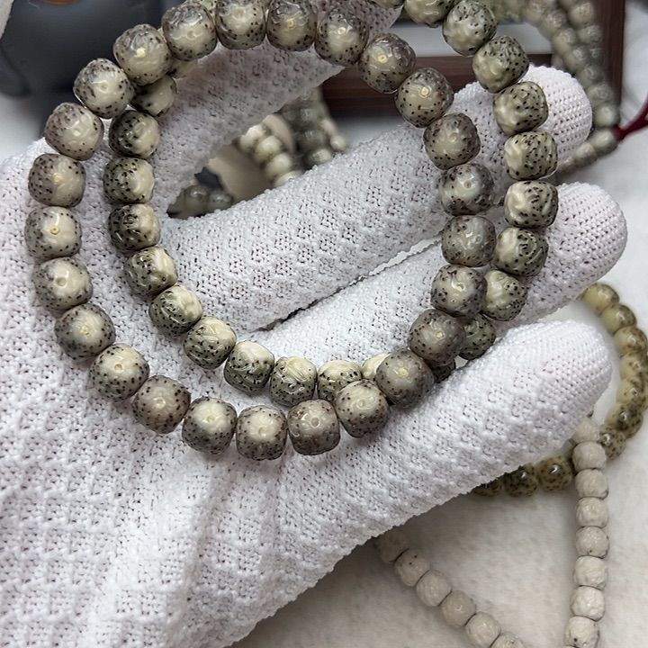 吊坠星月菩提9x8两条