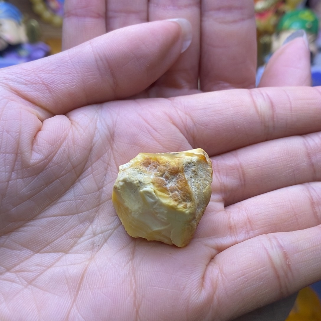 定制琥珀未镶嵌食****?吴