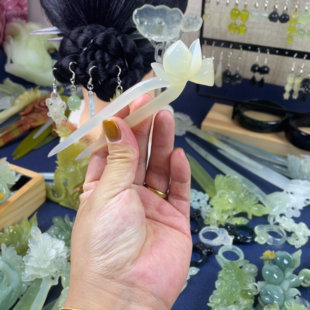 蛇纹石玉发饰未镶嵌