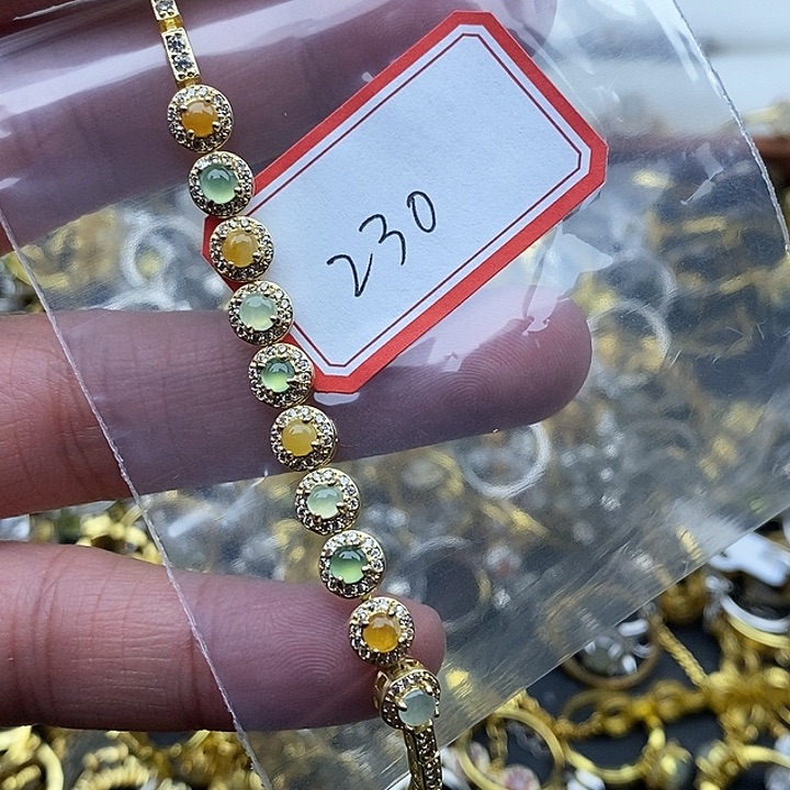 翡翠未镶嵌戒指230