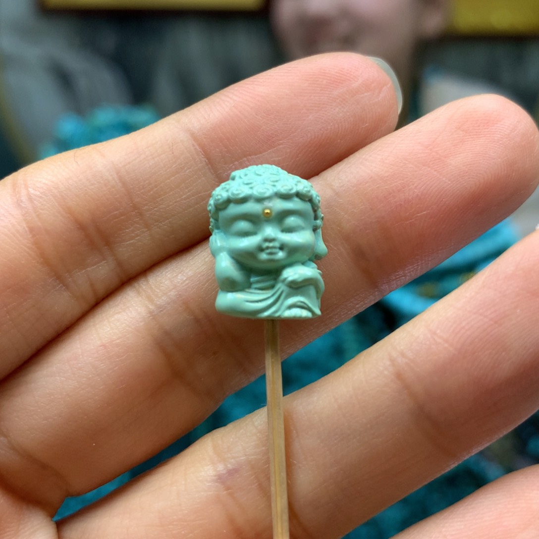 绿松石配饰未镶嵌