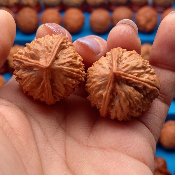 文玩核桃把件精品文玩手捻元