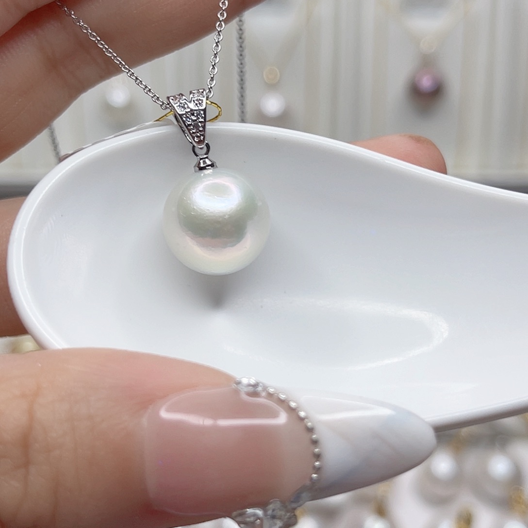 淡水珍珠吊坠(赠链)未镶嵌