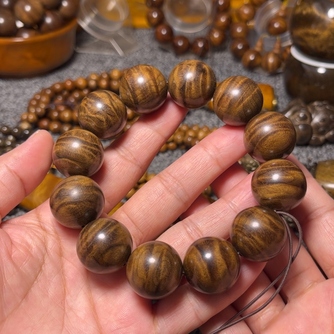 金丝楠阴沉木花纹2.0