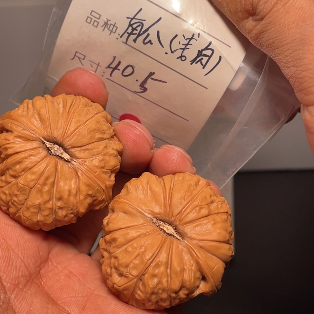 文玩核桃吊坠文玩核桃