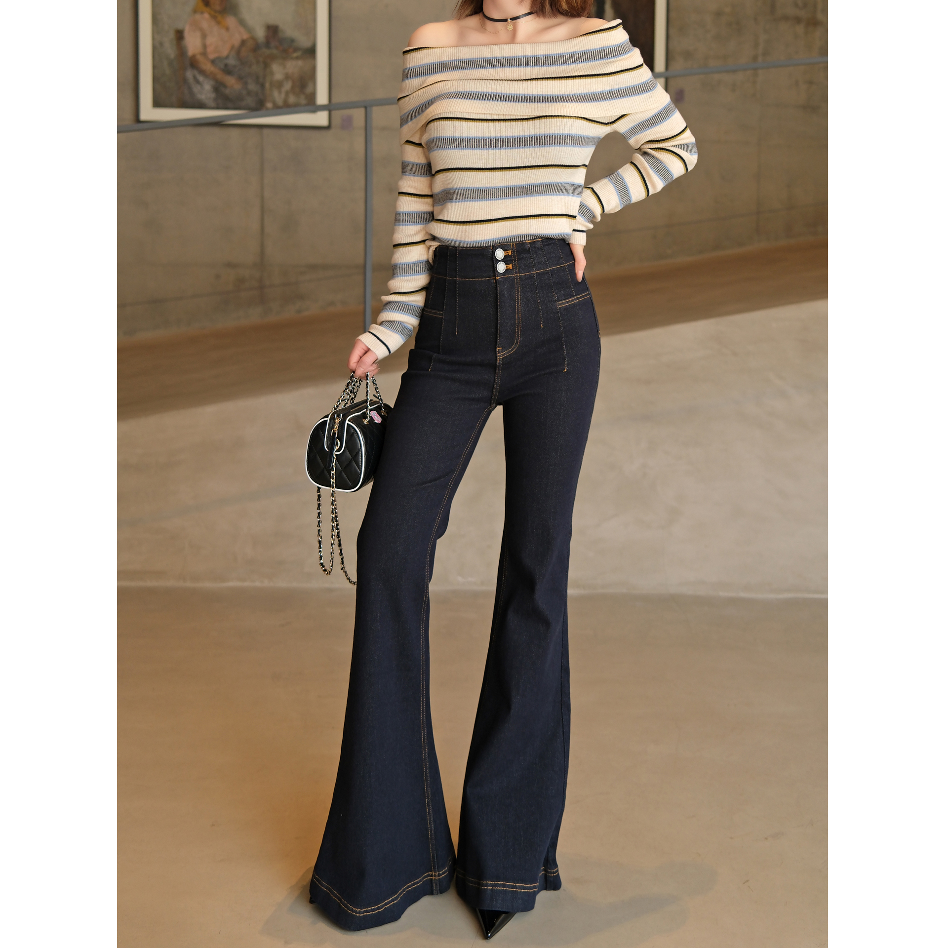 版型chao正不掉色深蓝色提臀喇叭裤 超模腿显高显瘦微喇牛仔裤