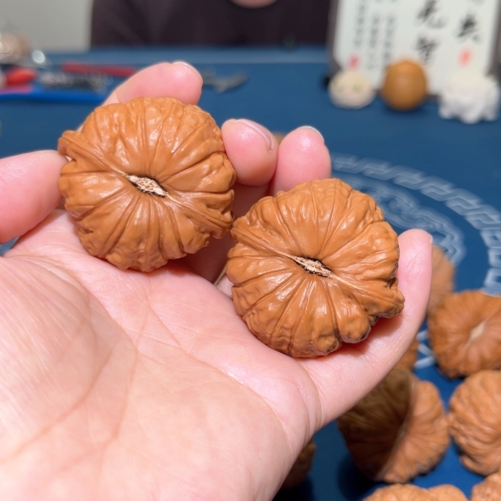 文玩核桃把件陈*谦南瓜墩