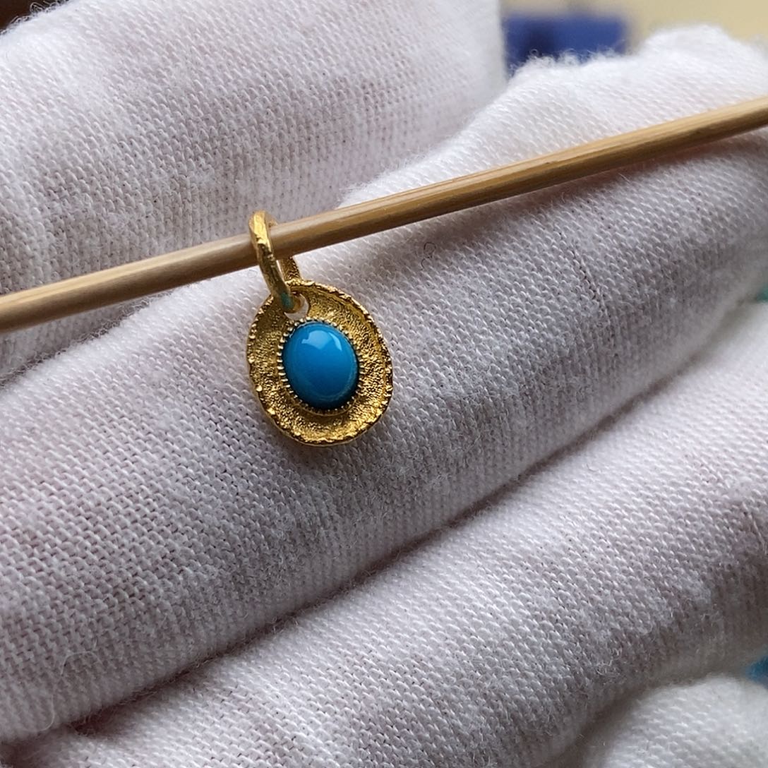 绿松石18K金镶嵌绿松石配饰