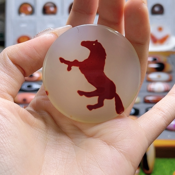 玛瑙/玉髓颈饰未镶嵌