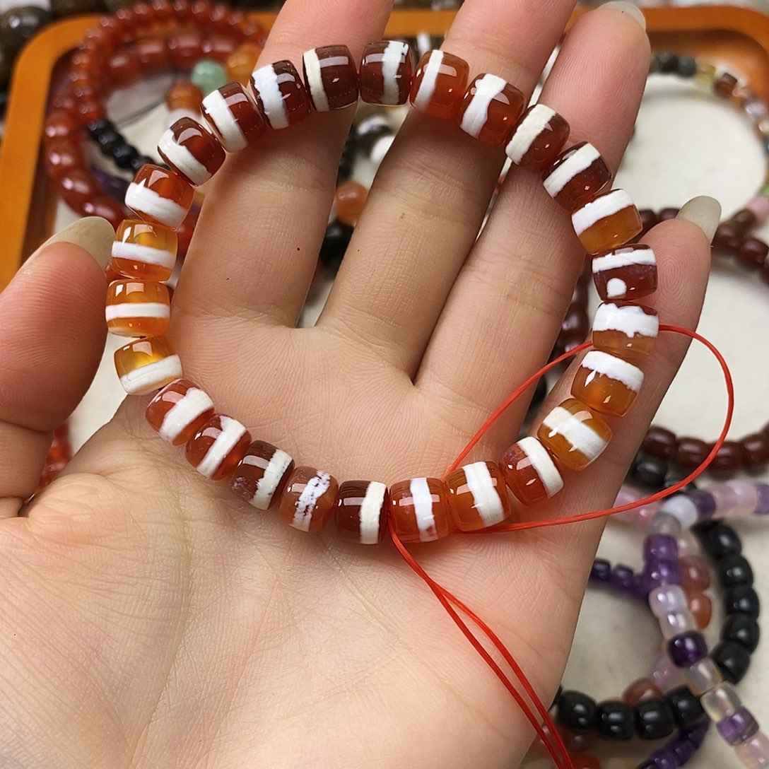 玛瑙/玉髓未镶嵌珠宝半成品卡八素圈一个