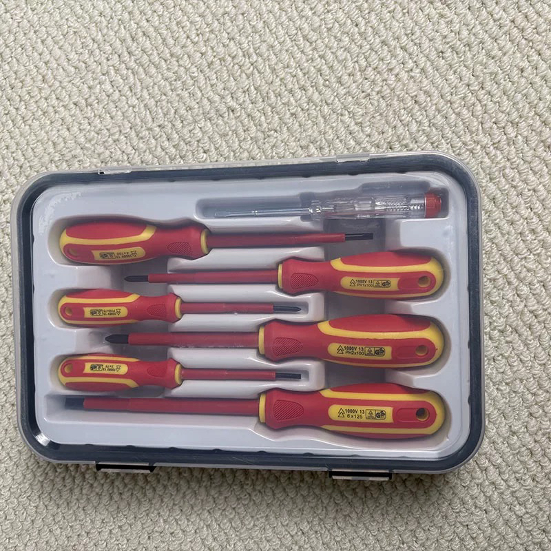 准新品  A-710耐压绝缘螺丝刀