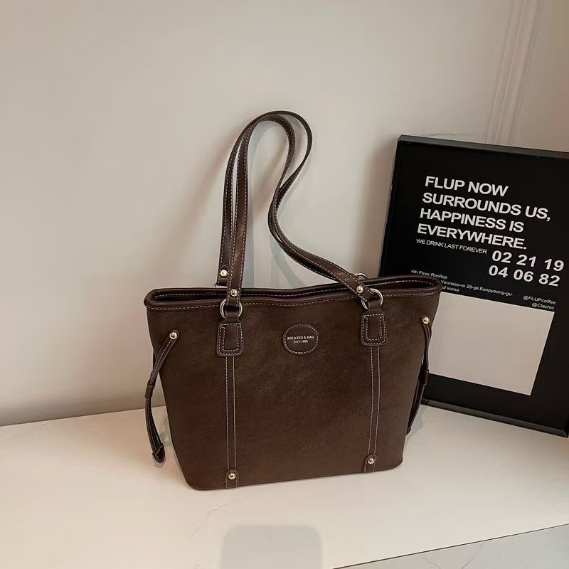 流行今年复古腋下包包2025秋冬新款大容量休闲单肩通勤托特