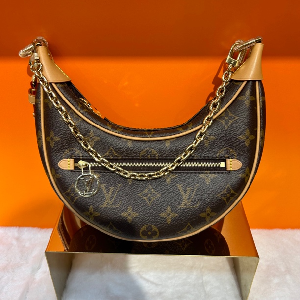 99新 LouisVuitton/路易威登 Loop豌豆包双链条