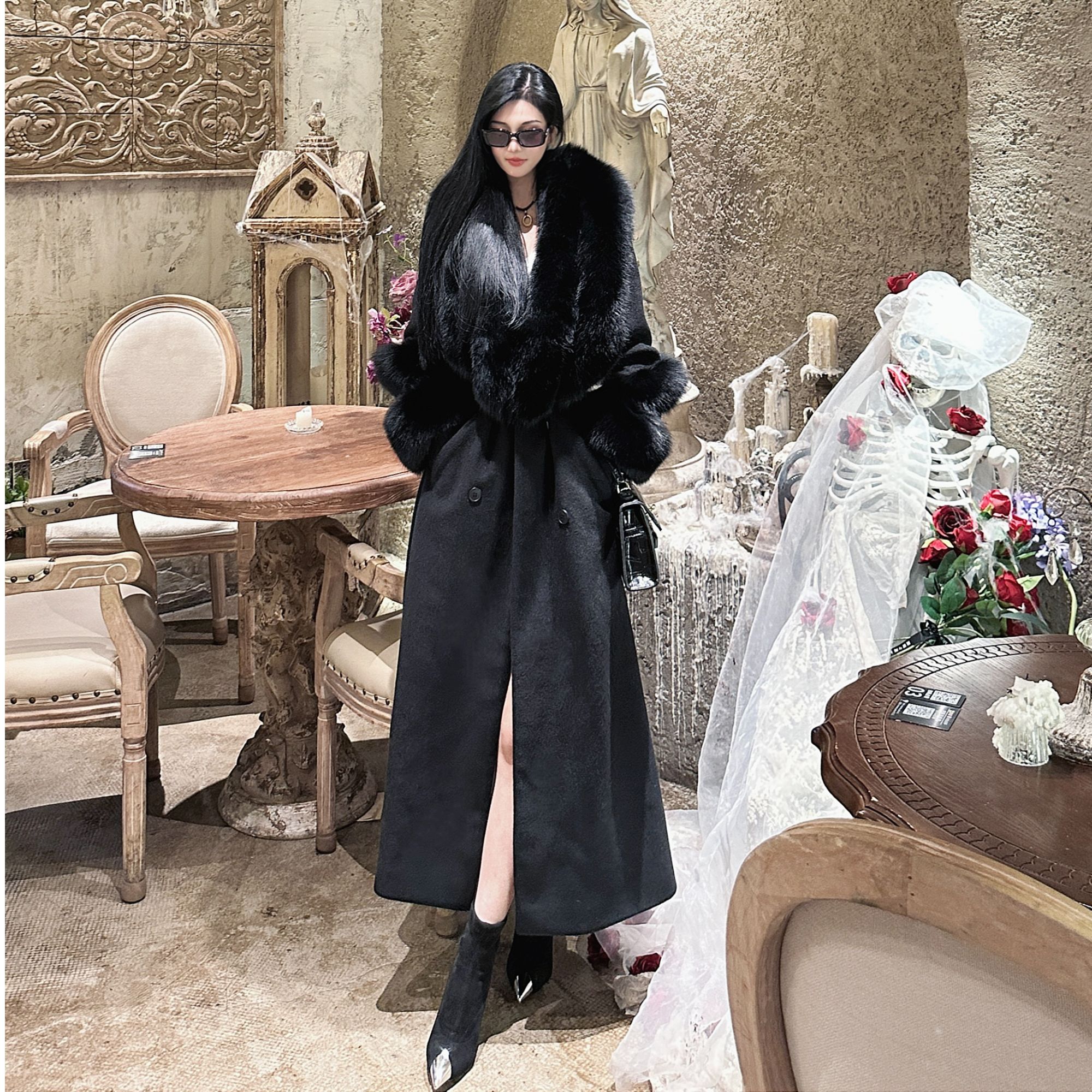  ◤小雨◢黑色羽绒款赫本风高级感女独特长款收腰气质外套