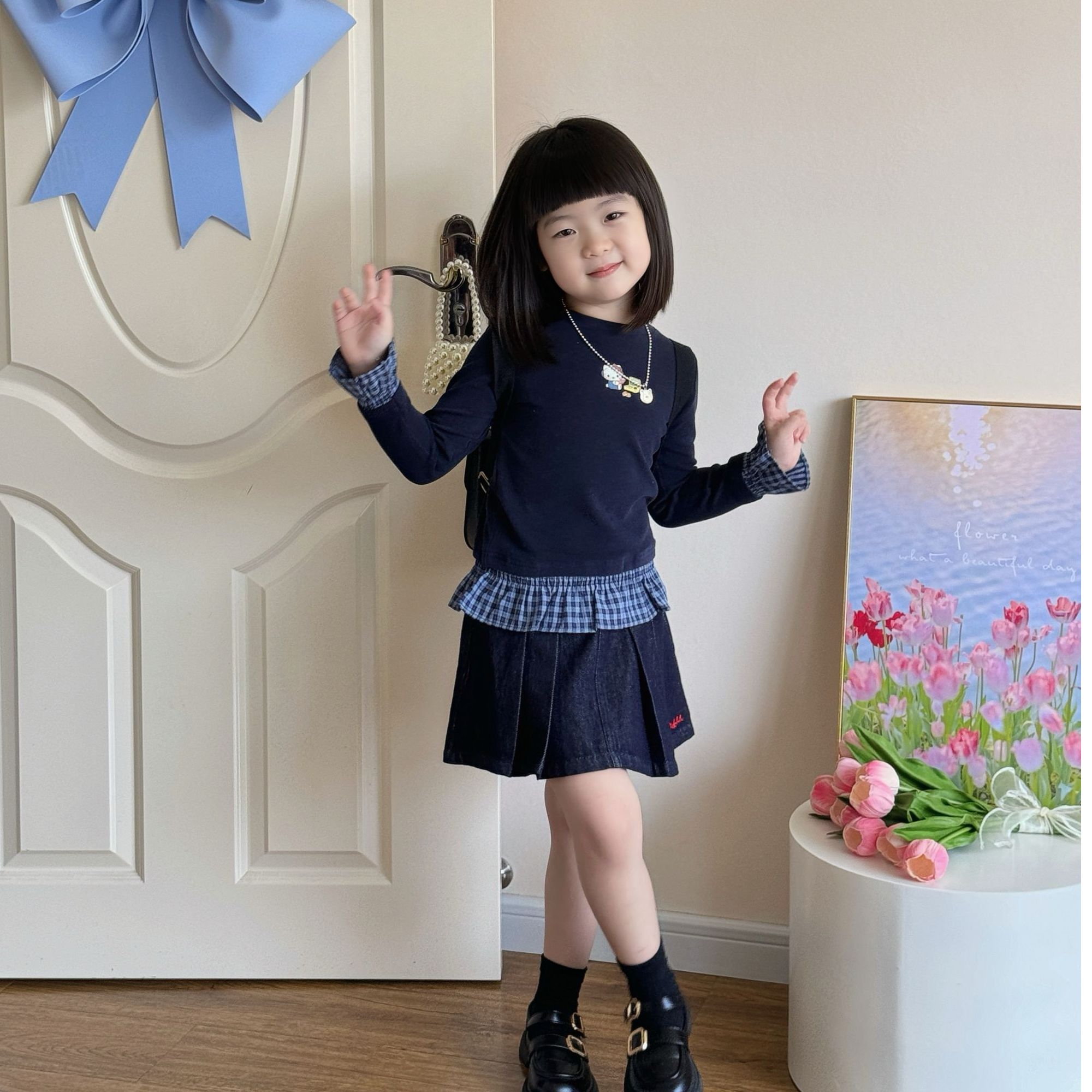 秋季新款儿童圆领格子拼接设计感气质T恤牛仔短裙套装