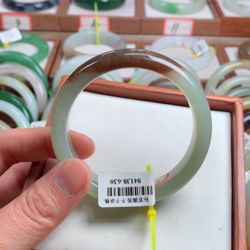 【闪购商品】和田玉手镯未镶嵌55